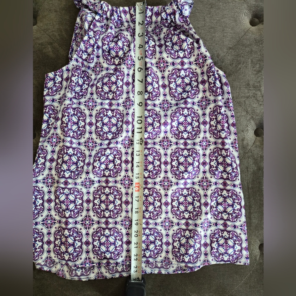 THE LIMITED Key Hole, Back Tie, Top - Size Medium - Picture 8 of 9